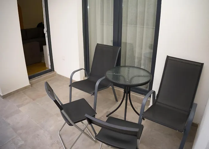 Apartment Infinity